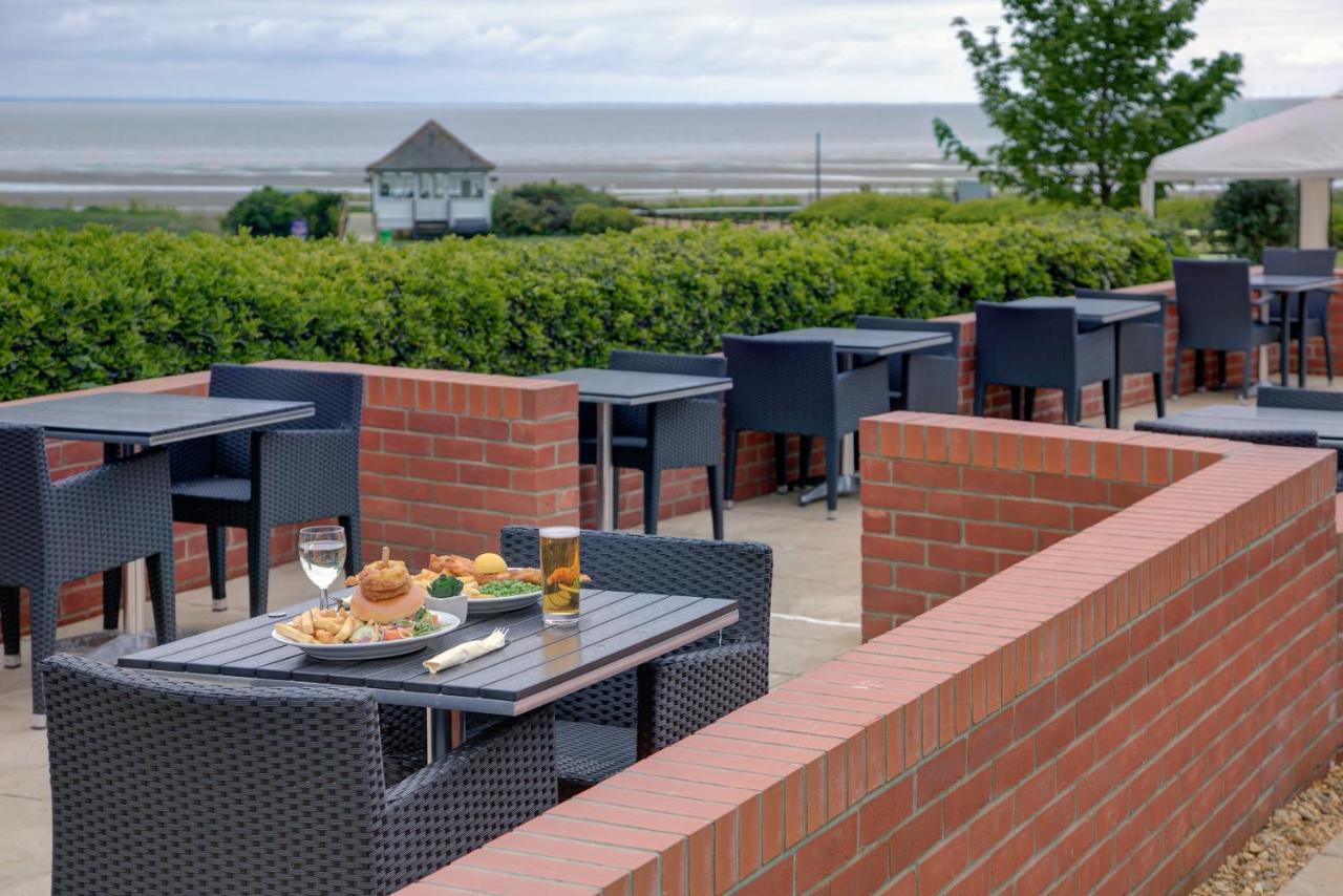 Old Hunstanton Le Strange Arms Hotel Exterior photo