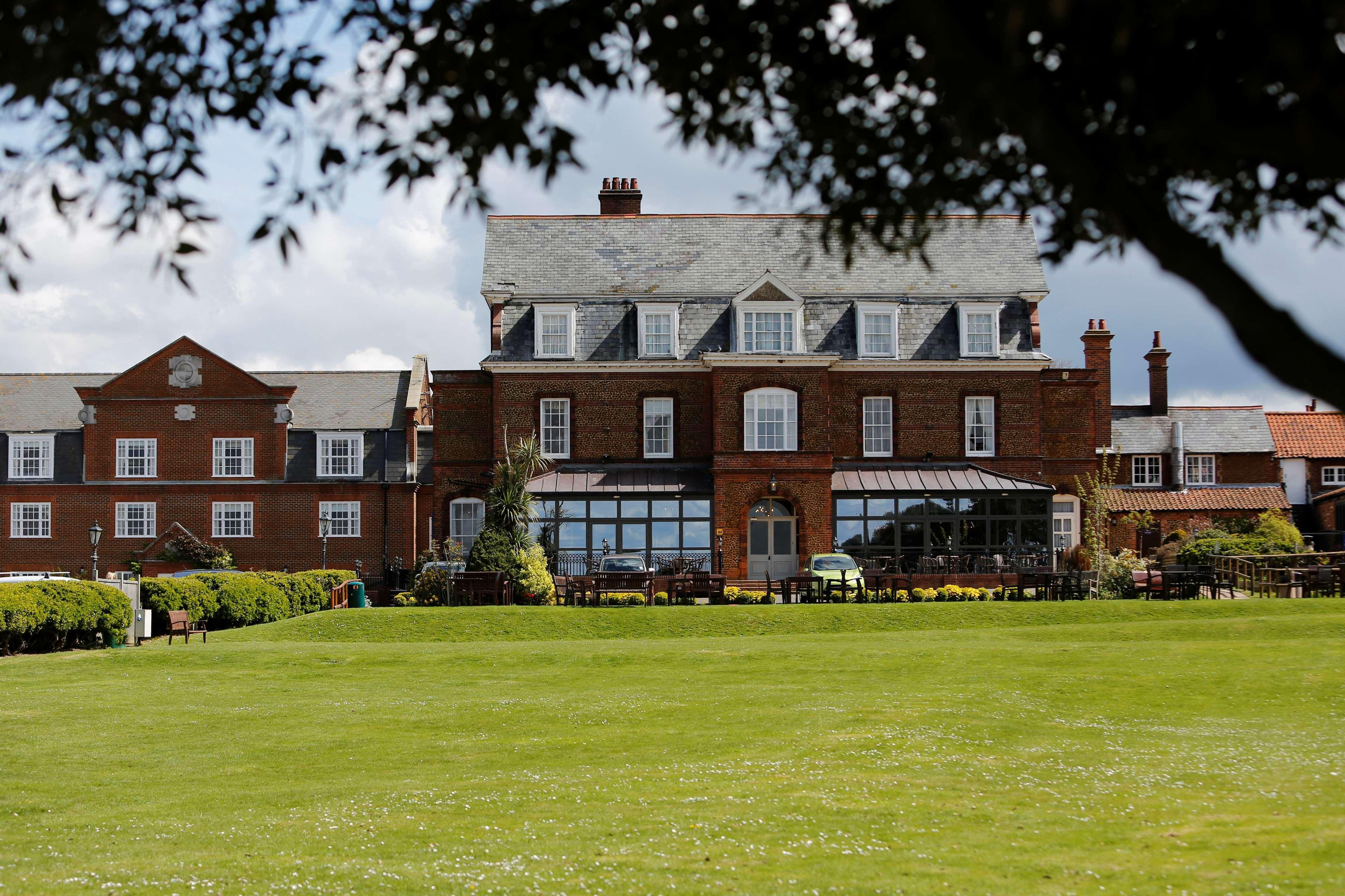 Old Hunstanton Le Strange Arms Hotel Exterior photo