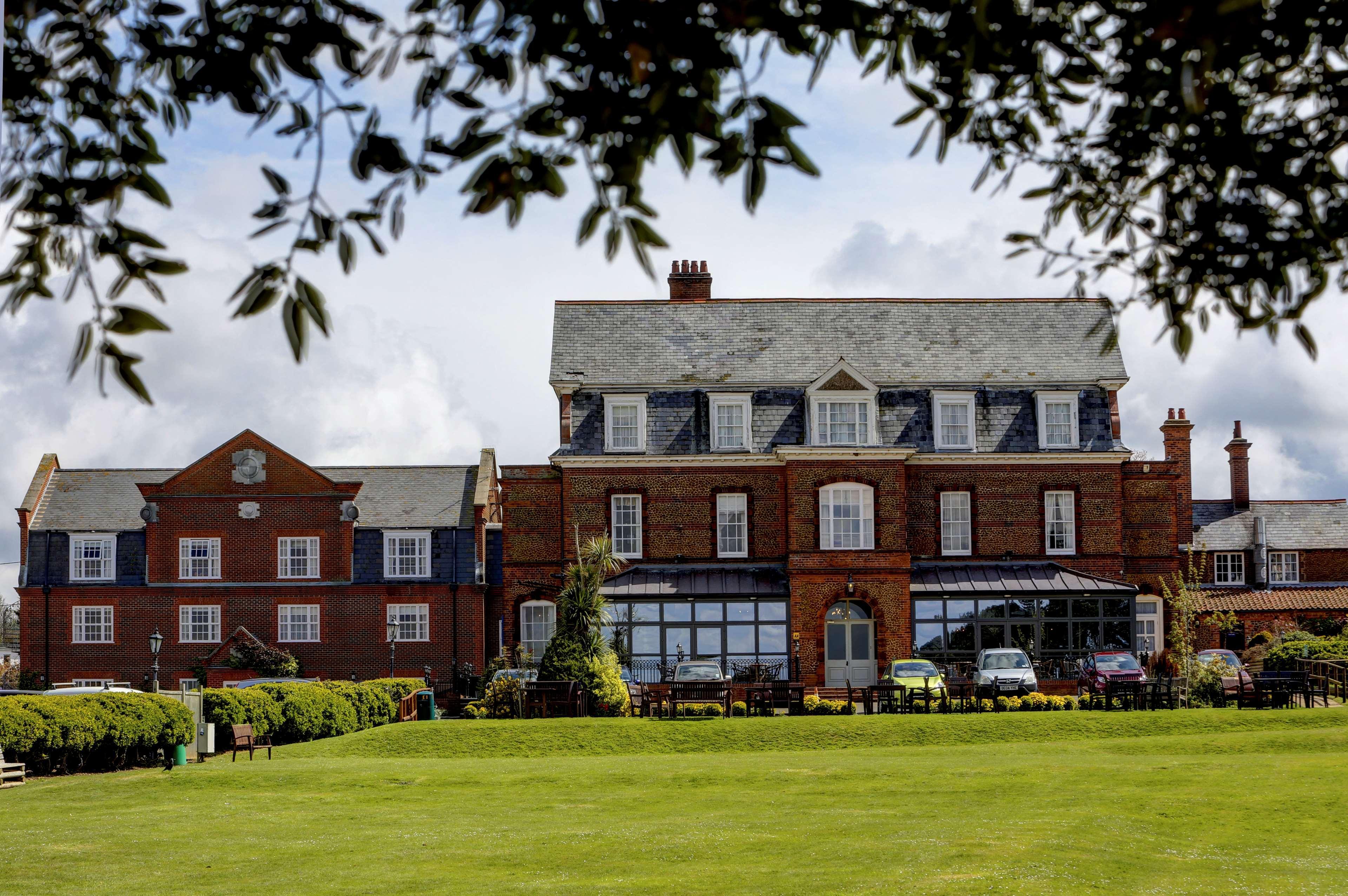 Old Hunstanton Le Strange Arms Hotel Exterior photo