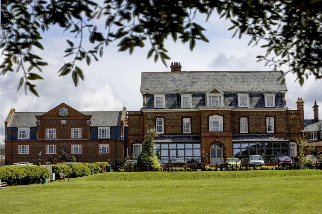 Old Hunstanton Le Strange Arms Hotel Exterior photo